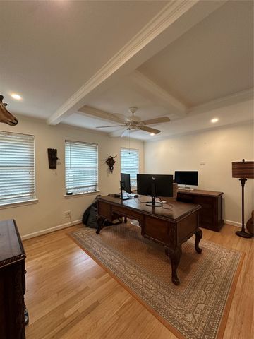 10329 Lake Gardens Drive, Dallas, TX 75218
