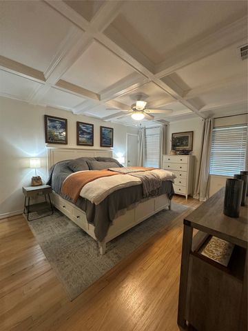 10329 Lake Gardens Drive, Dallas, TX 75218