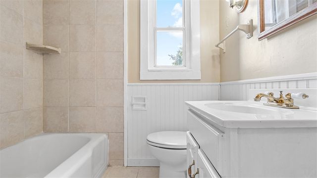 230 Idlewood Rd, Penn Hills, PA 15235