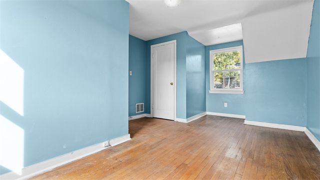 230 Idlewood Rd, Penn Hills, PA 15235