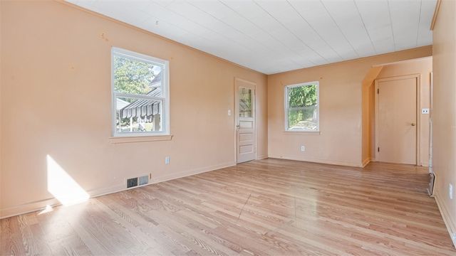 230 Idlewood Rd, Penn Hills, PA 15235