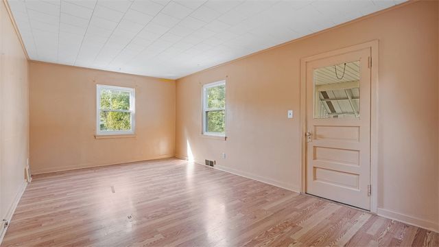 230 Idlewood Rd, Penn Hills, PA 15235