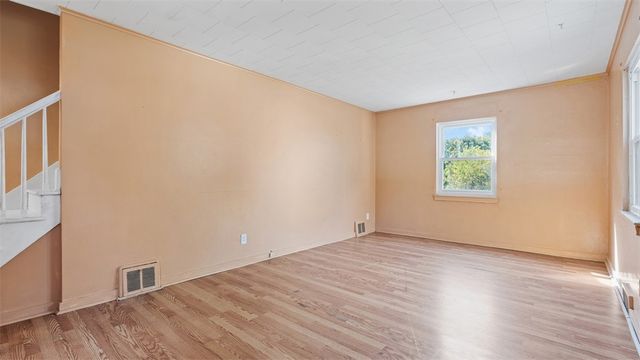 230 Idlewood Rd, Penn Hills, PA 15235