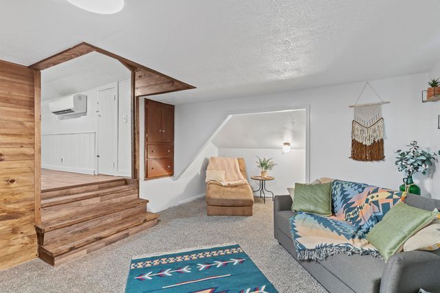 311 South Center Street, Fordland, MO 65652