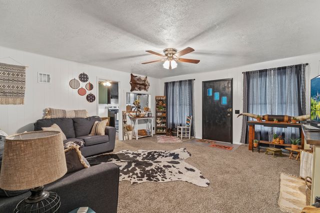 311 South Center Street, Fordland, MO 65652
