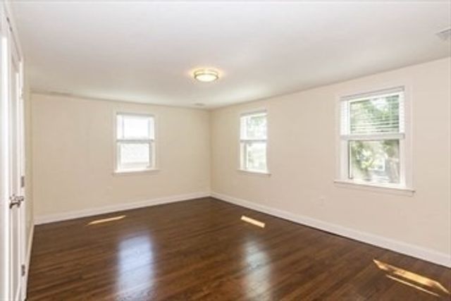 77 Rock Glen Rd, Medford, MA 02155