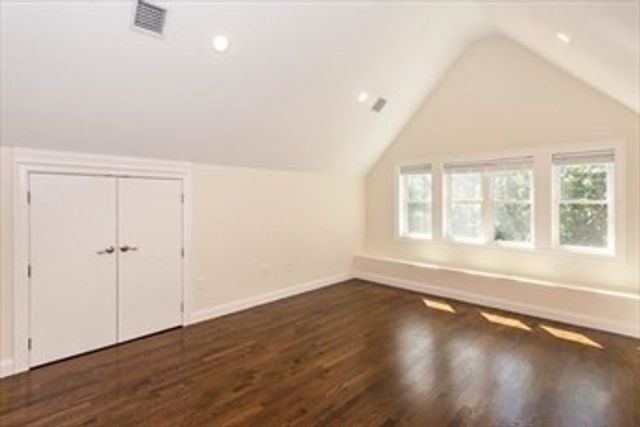 77 Rock Glen Rd, Medford, MA 02155
