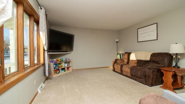 5511 JEAN ELLEN STREET, Weston, WI 54476