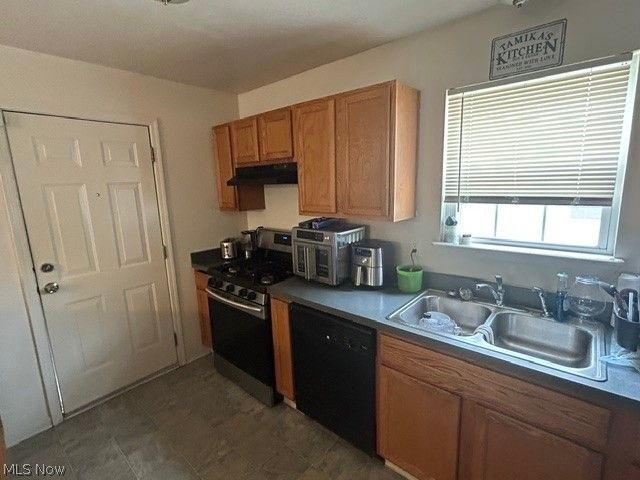 2163 E 46th Street, Cleveland, OH 44103