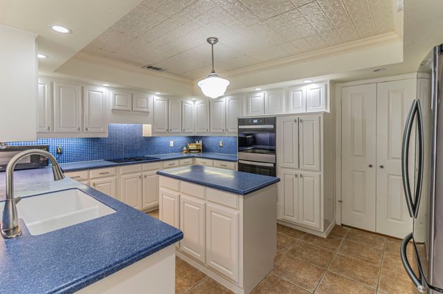 127 Nicklaus Nook, Lancaster, TX 75146