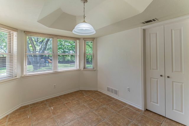 127 Nicklaus Nook, Lancaster, TX 75146