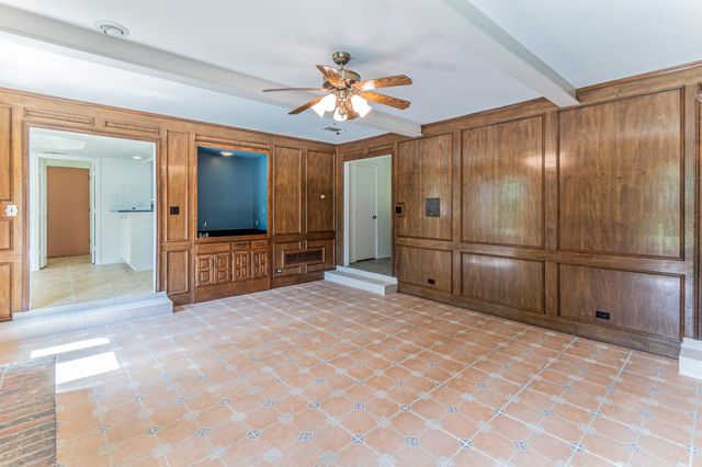 127 Nicklaus Nook, Lancaster, TX 75146