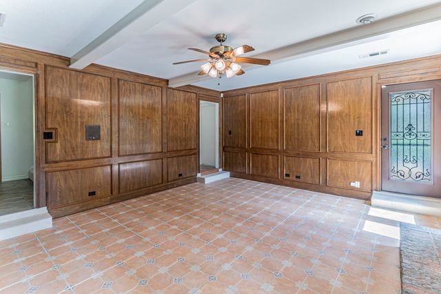 127 Nicklaus Nook, Lancaster, TX 75146