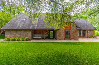 127 Nicklaus Nook, Lancaster, TX 75146