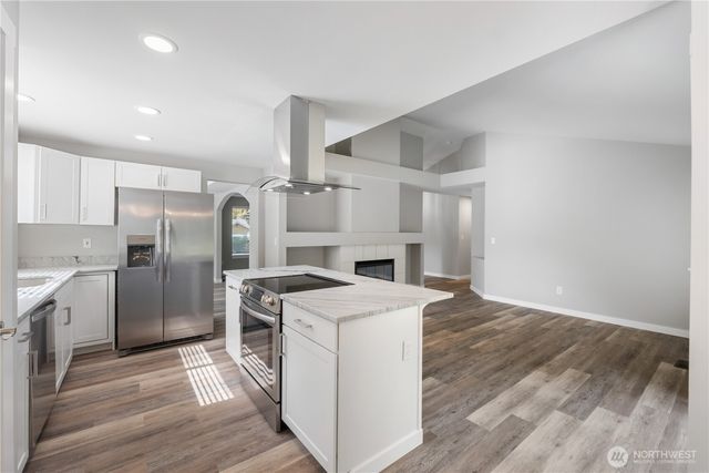 7909 71st Avenue NW, Gig Harbor, WA 98335