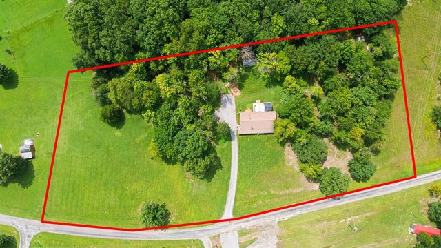 259 Pin Oak Hill Road, Stanford, KY 40484