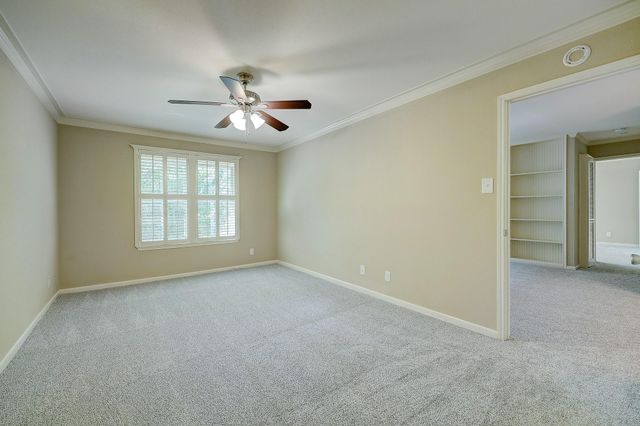 845 Augusta Drive 57, Houston, TX 77057