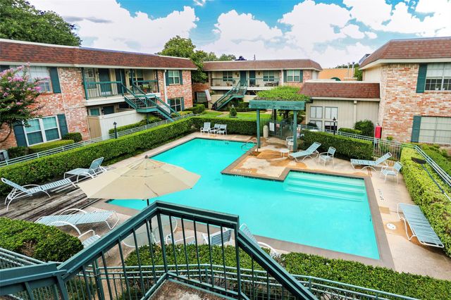 845 Augusta Drive 57, Houston, TX 77057