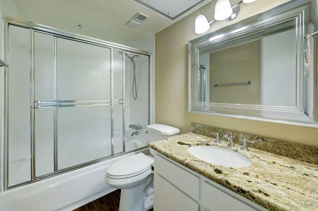 845 Augusta Drive 57, Houston, TX 77057