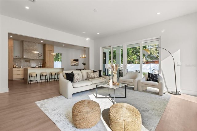 1413 WARWICK PLACE, Orlando, FL 32806