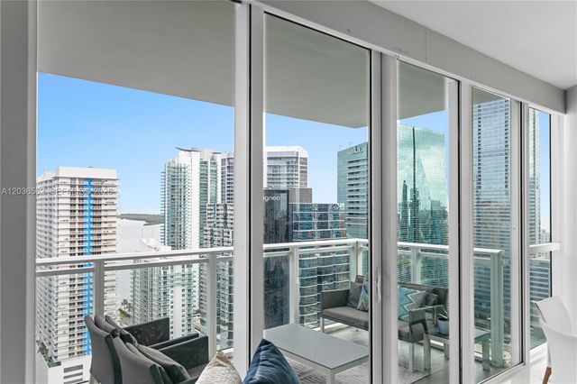 1080 Brickell Ave 3300, Miami, FL 33131