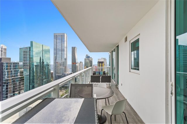 1080 Brickell Ave 3300, Miami, FL 33131