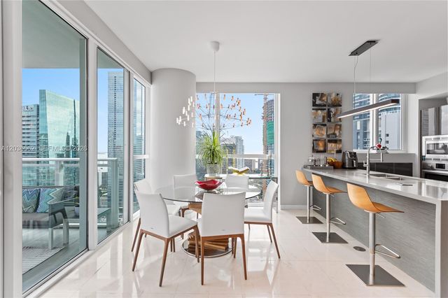 1080 Brickell Ave 3300, Miami, FL 33131
