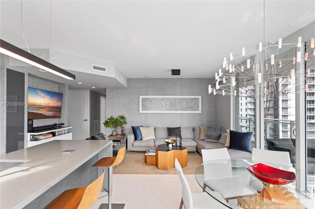 1080 Brickell Ave 3300, Miami, FL 33131