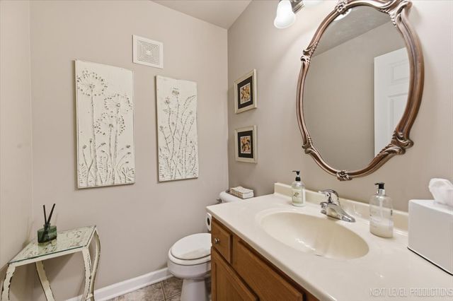 247 W DeKalb Drive, Maple Park, IL 60151