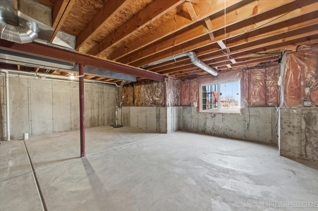 247 W DeKalb Drive, Maple Park, IL 60151