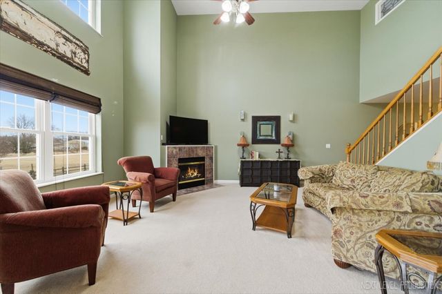 247 W DeKalb Drive, Maple Park, IL 60151