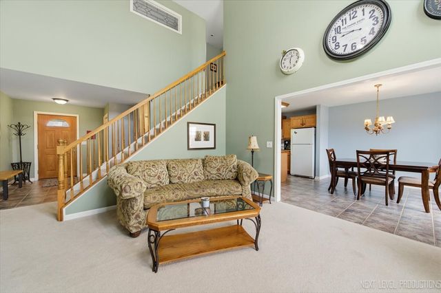 247 W DeKalb Drive, Maple Park, IL 60151