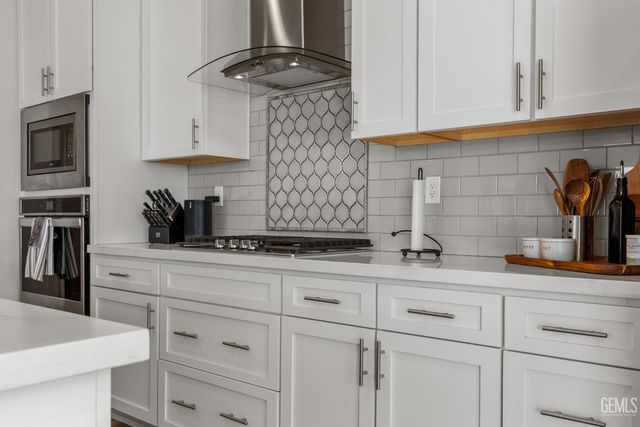 15 Claudia Autumn Drive, Bakersfield, CA 93314