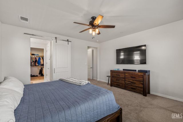 15 Claudia Autumn Drive, Bakersfield, CA 93314