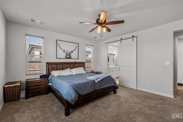 15 Claudia Autumn Drive, Bakersfield, CA 93314