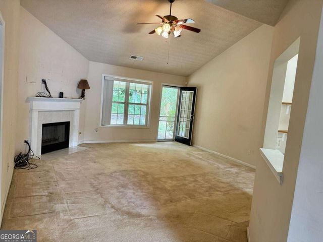 1431 Log Cabin Lane, Lawrenceville, GA 30045
