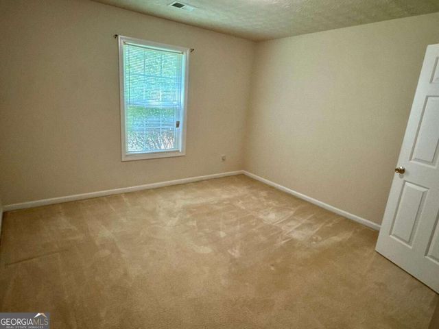 1431 Log Cabin Lane, Lawrenceville, GA 30045