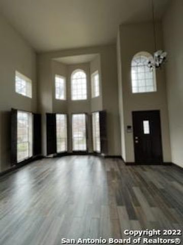 223 WILLOWBLUFF DR, San Antonio, TX 78216