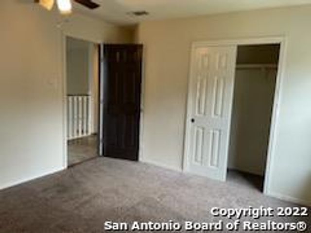 223 WILLOWBLUFF DR, San Antonio, TX 78216