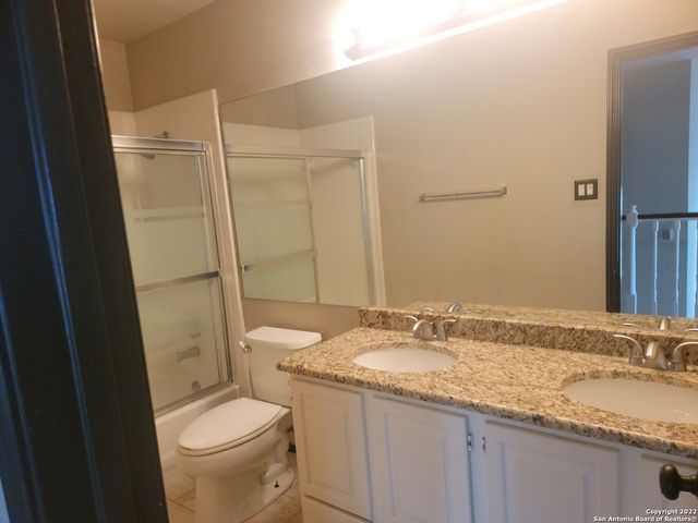 223 WILLOWBLUFF DR, San Antonio, TX 78216