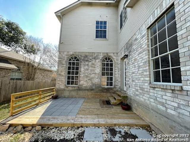 223 WILLOWBLUFF DR, San Antonio, TX 78216