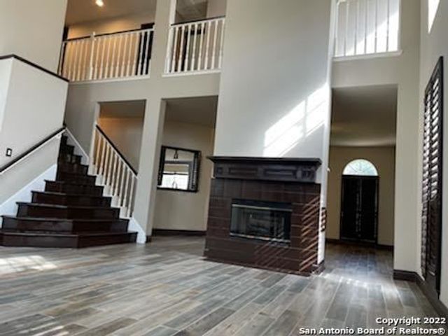 223 WILLOWBLUFF DR, San Antonio, TX 78216