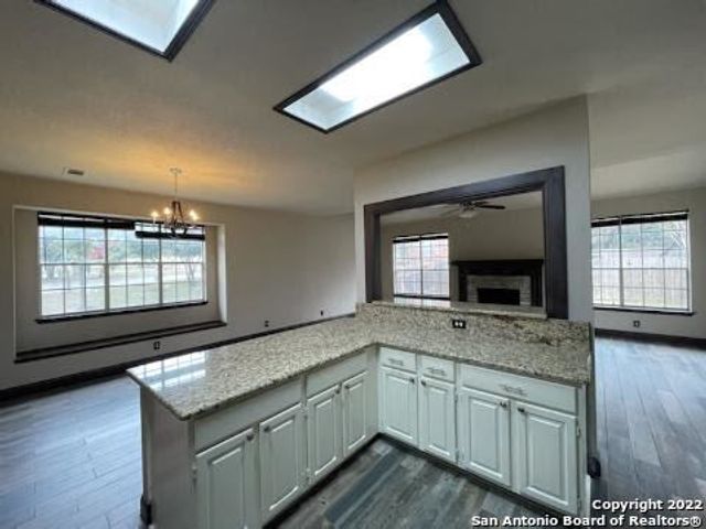 223 WILLOWBLUFF DR, San Antonio, TX 78216