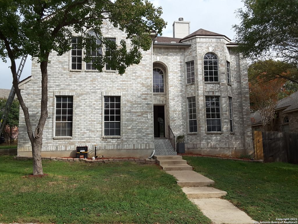 223 WILLOWBLUFF DR, San Antonio, TX 78216