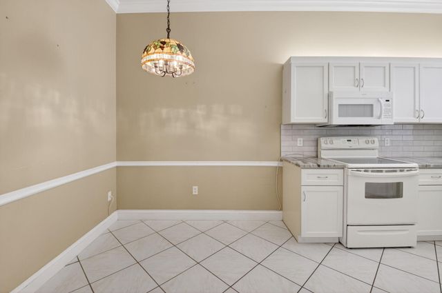 5253 Brisata Circle L, Boynton Beach, FL 33437