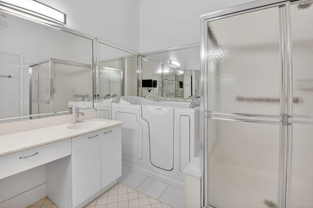 5253 Brisata Circle L, Boynton Beach, FL 33437