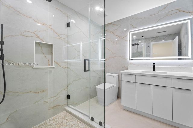 11660 Canal Dr, North Miami, FL 33181