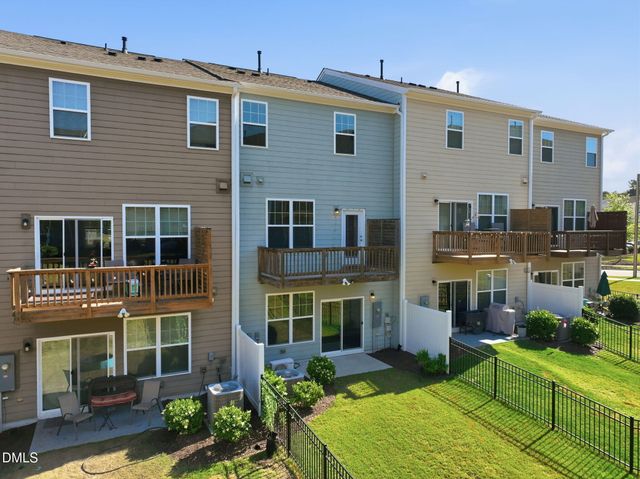 1050 Commack Drive, Durham, NC 27703