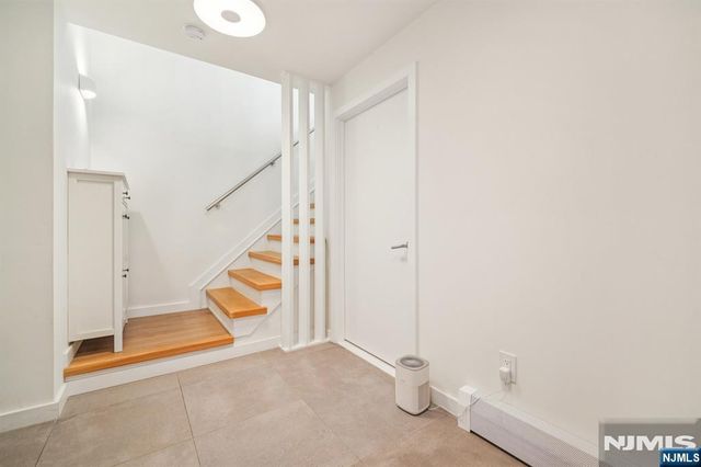 66 Henry B, Palisades Park, NJ 07650