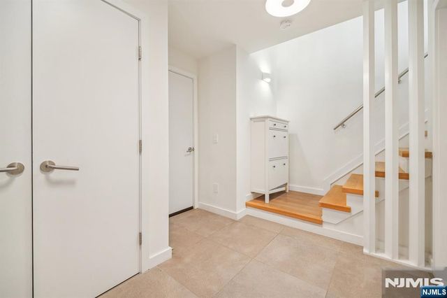 66 Henry B, Palisades Park, NJ 07650